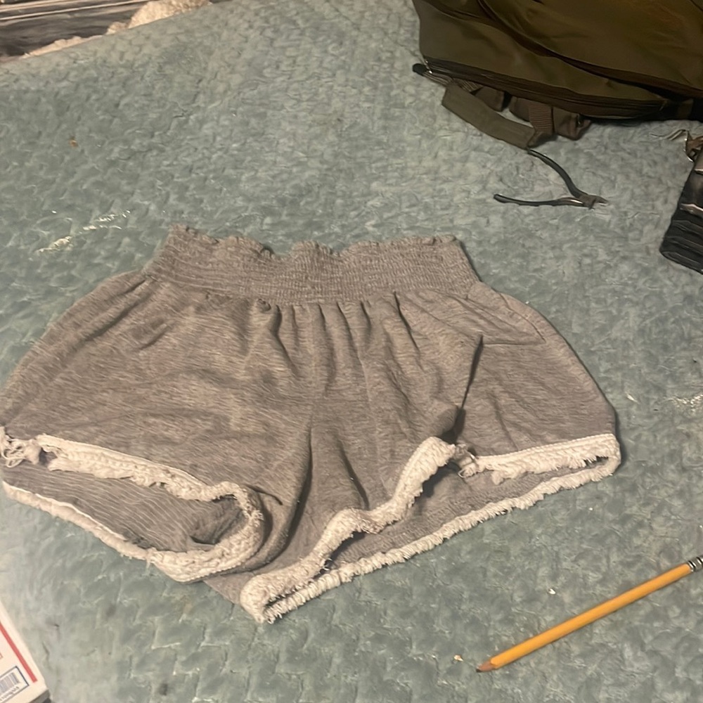 Shorty shorts